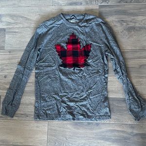 Roots grey/red plaid Canadian maple leaf pyjama shirt